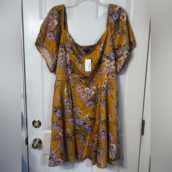 Torrid 5 sweetheart skater mini dress with pockets, 5X - Picture 2 of 9